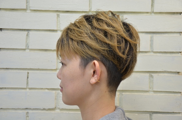 ガールズ　ツーブロック　