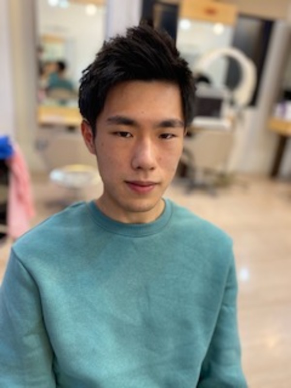 メンズ　ツーブロック