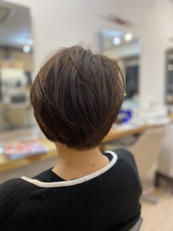 伸ばしかけショートグラ