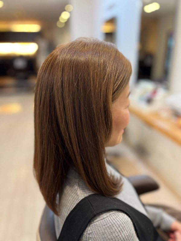 柔らかでやさしい色合いのフラットベージュ♪