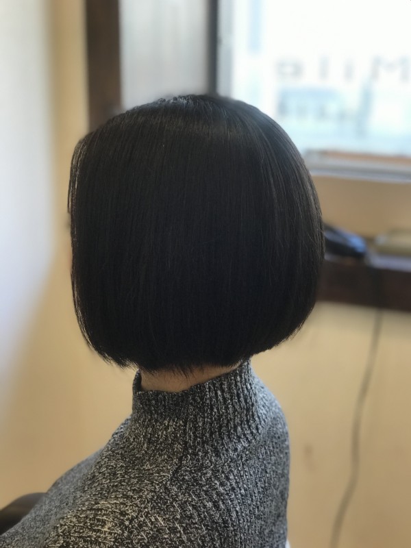 重ため丸みローグラデーションボブ