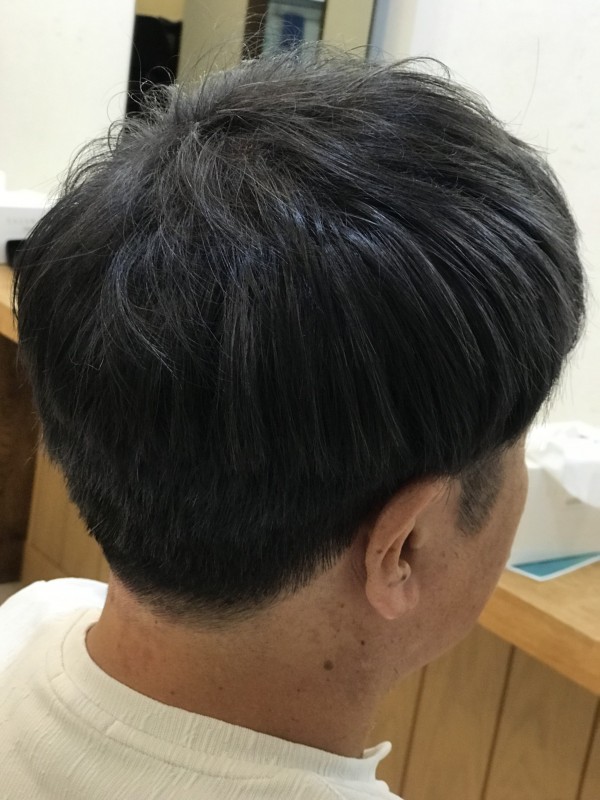 イルミナカラーでブルーブラック